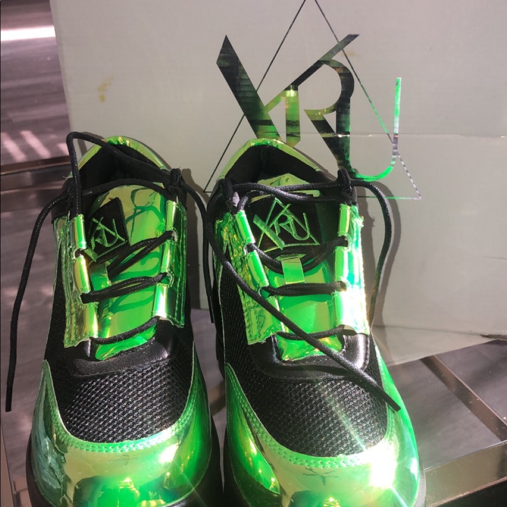 YRU Platforms - Picture 2 of 2